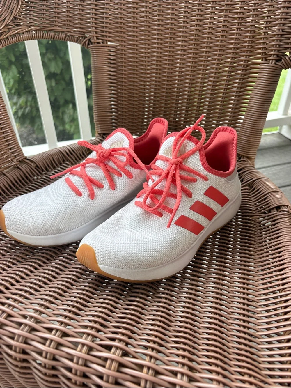 Adidas Women’s Cloudfoam Pure Athletic Sneakers. Size 6.5 (white/coral/grey)